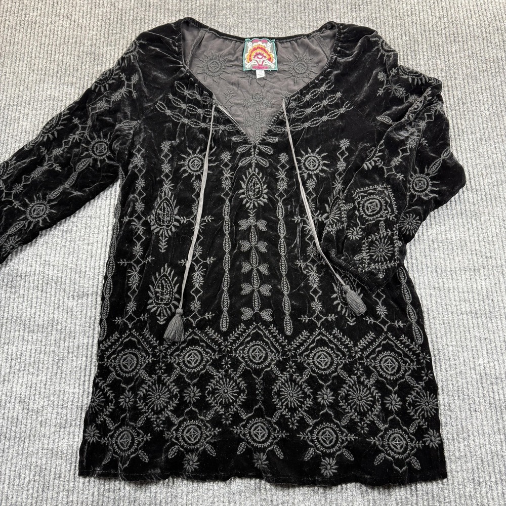 Johnny Was Shirt Womens XS Black Velvet Embroidered Boho Tunic Long Sleeve